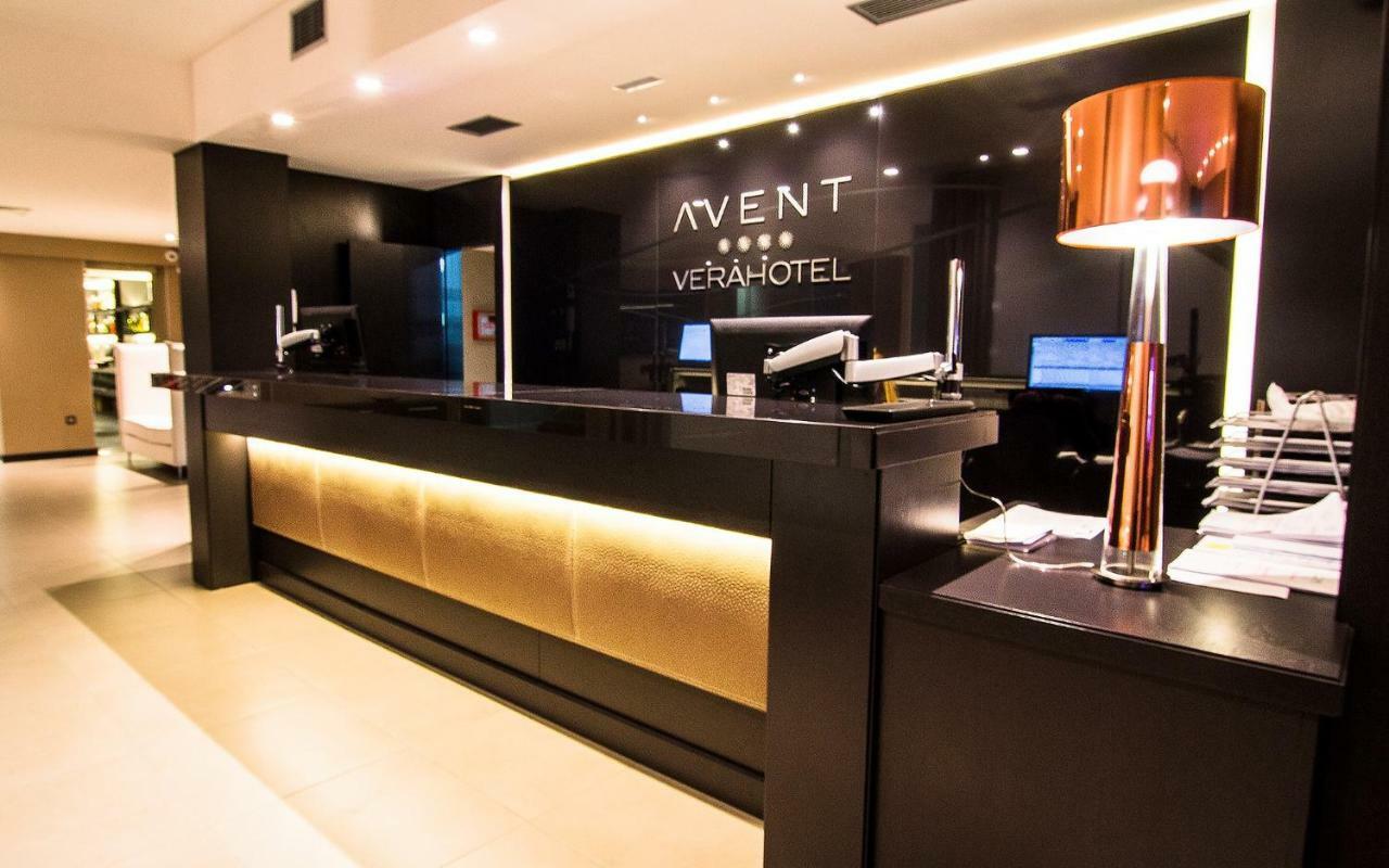 Avent Verahotel Екстериор снимка