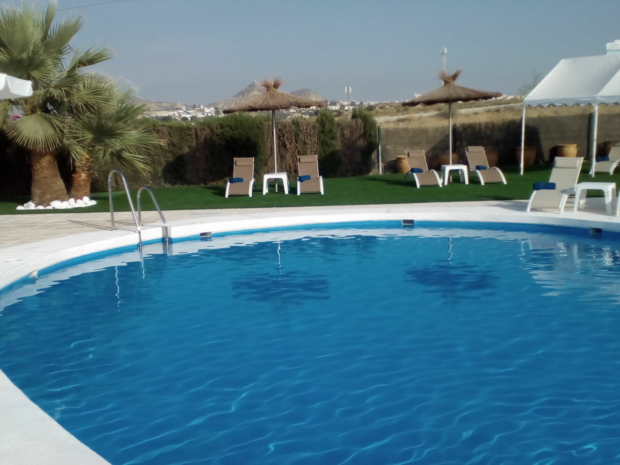 Avent Verahotel Екстериор снимка
